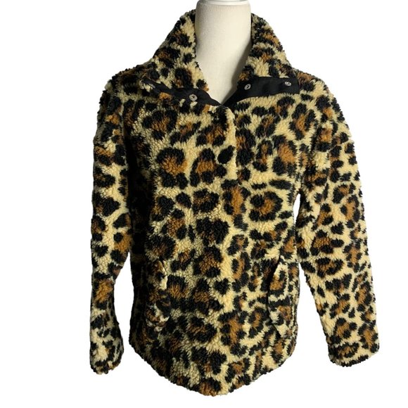 J.Crew Sweaters - J Crew Vintage Heavy Fleece Sweatshirt XS Leopard Print Snap Collar Flap Pockets